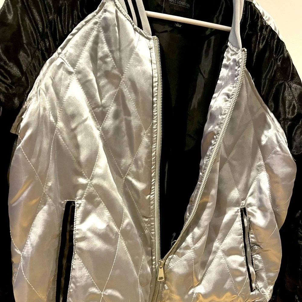 Baseball Jacket - Picture 4 of 5